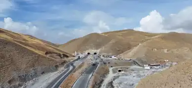 Dağ Yolunda Yeni Tünele Açılış