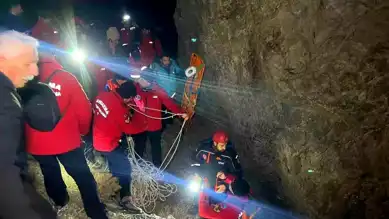 Hakkari'de Dağdan Düşme Sonucu Ölüm