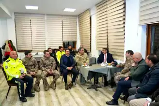 Vali Çelik'ten Yılbaşı Gecesi Ziyareti