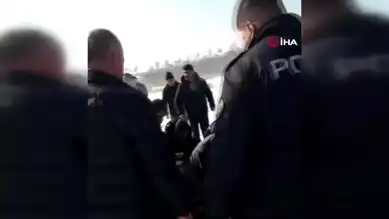 Yüksekova'da Köpek Saldırısı: 12 Yaşındaki Kız Yaralandı