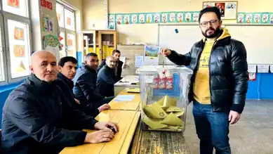 Yüksekova'da Yeni Mahalle Muhtarlık Seçimi