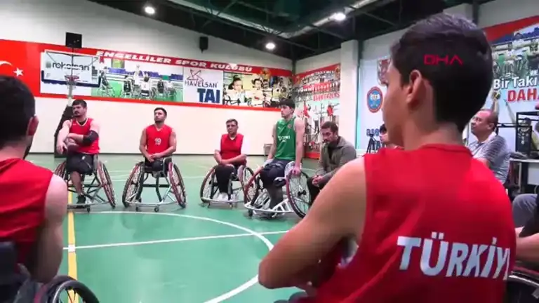 Gazi Kaptan, 23 Yıldır Takımını Yönetiyor