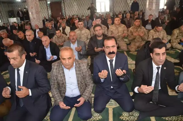 Hakkari'de 28 Sivilin Anısına Mevlit