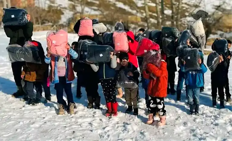Çukurca Çocuklarına Kışlık Yardım
