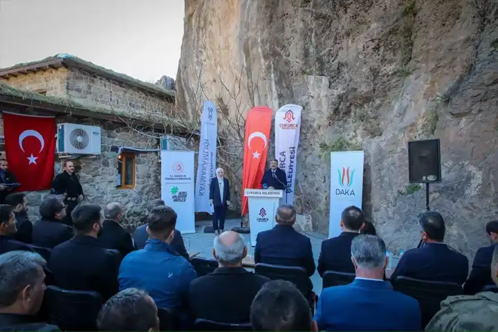 Tarihi Taş Evler Yeniden Hayat Buldu